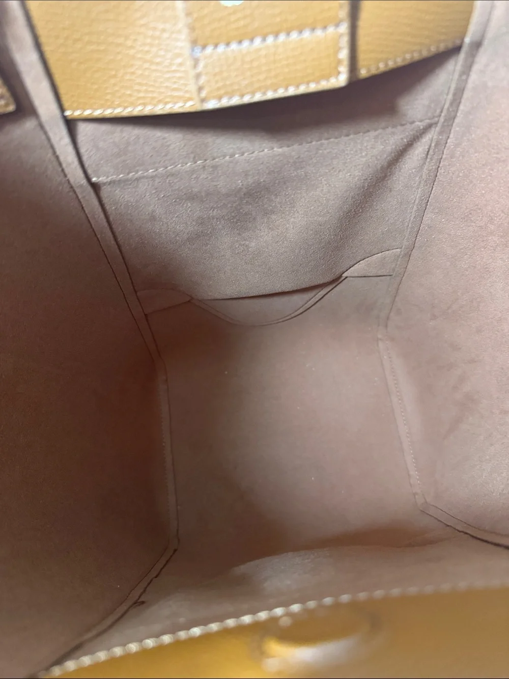 OLEADA Classic Tan Leather Shoulder Bag - Women Medium